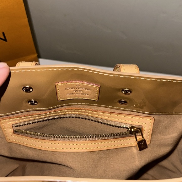 Louis Vuitton 2005 Beige Vernis Reade PM Small Purse MI0085 Top Handle LV - Picture 15 of 16